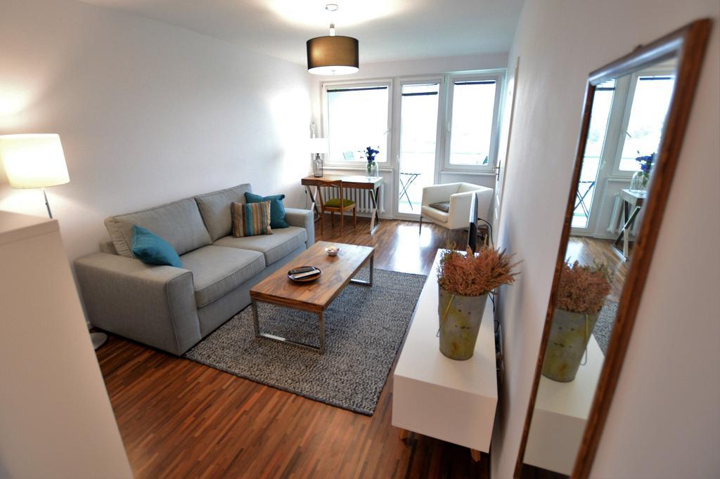 Quantic Apartment Warszawa Exteriör bild